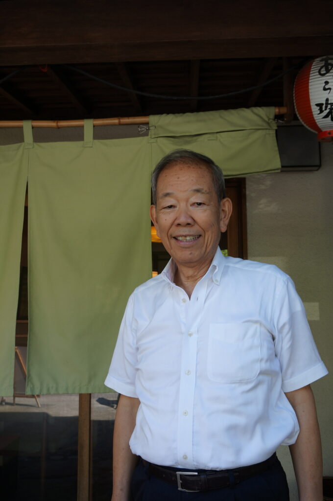 「鎌倉は何度も訪問する方が多い。当店も、また来たくなる店を目指しています」荒井國明会長